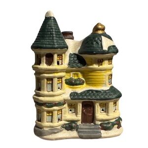 Cobblestone Corners | Holiday Village House Decor